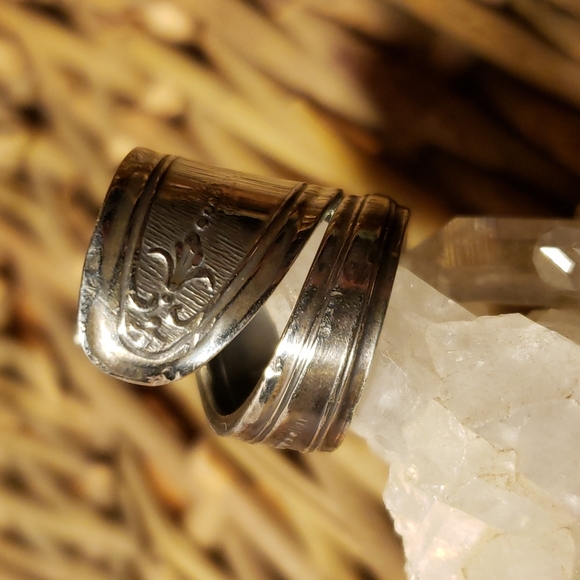 Handcrafted Gothic Boho Spiral Vintage Spoon Ring sz 5.5 - Picture 4 of 7